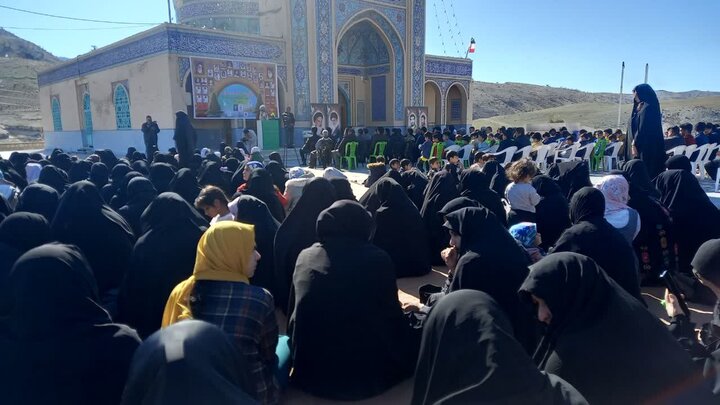 مردم شهرستان ملکشاهی در دوران دفاع مقدس سنگ تمام گذاشتند مردم شهرستان ملکشاهی در دوران دفاع مقدس سنگ تمام گذاشتند