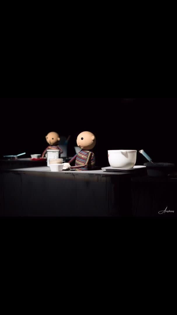 نمایش سورئال «اونلا» خلاقیتی در همنشینی عروسک و بازیگر