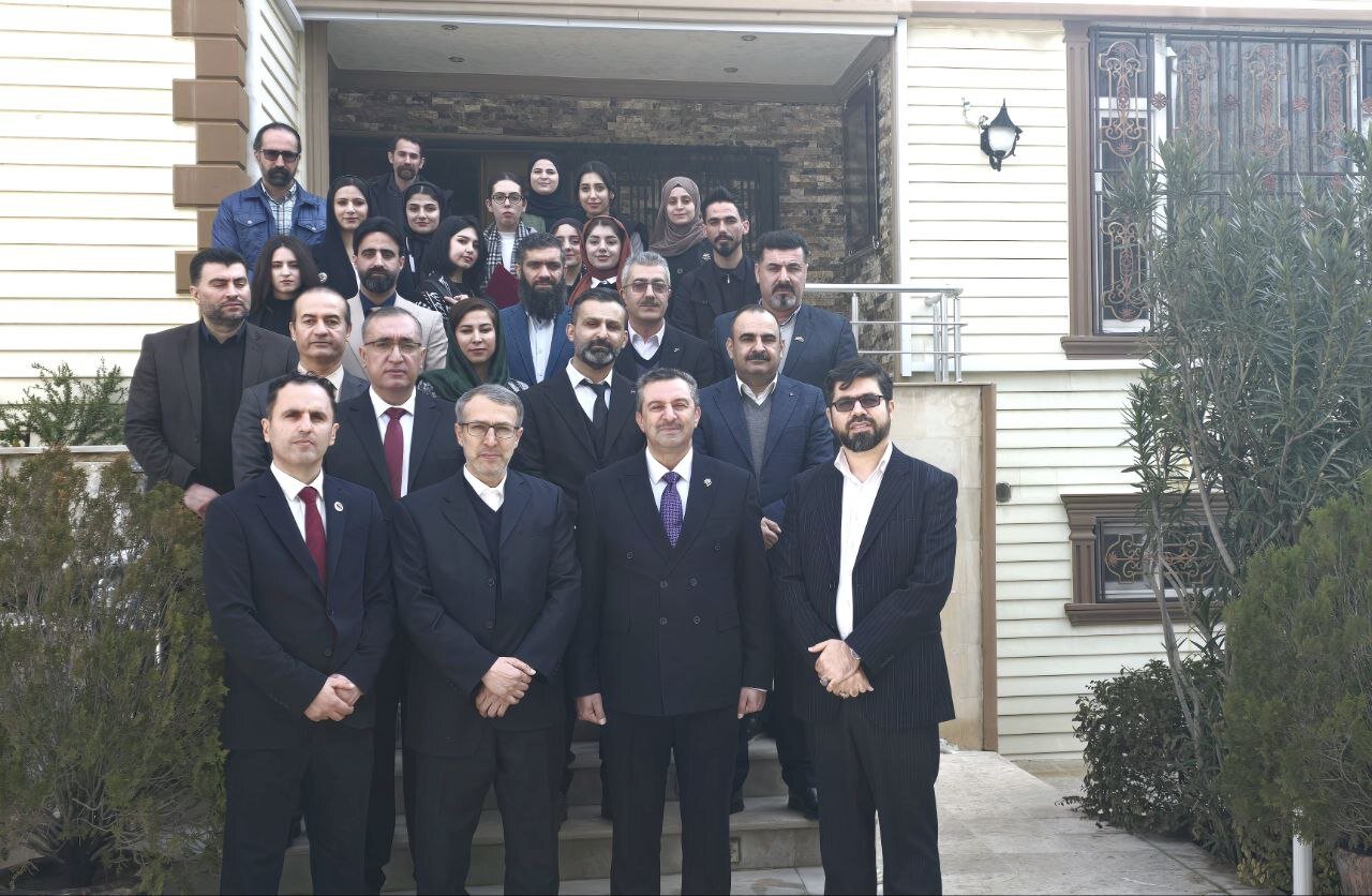 ڕێز لە خوێندکارانی زمان و ئەدەبی فارسیی زانکۆی سلێمانی گیرا