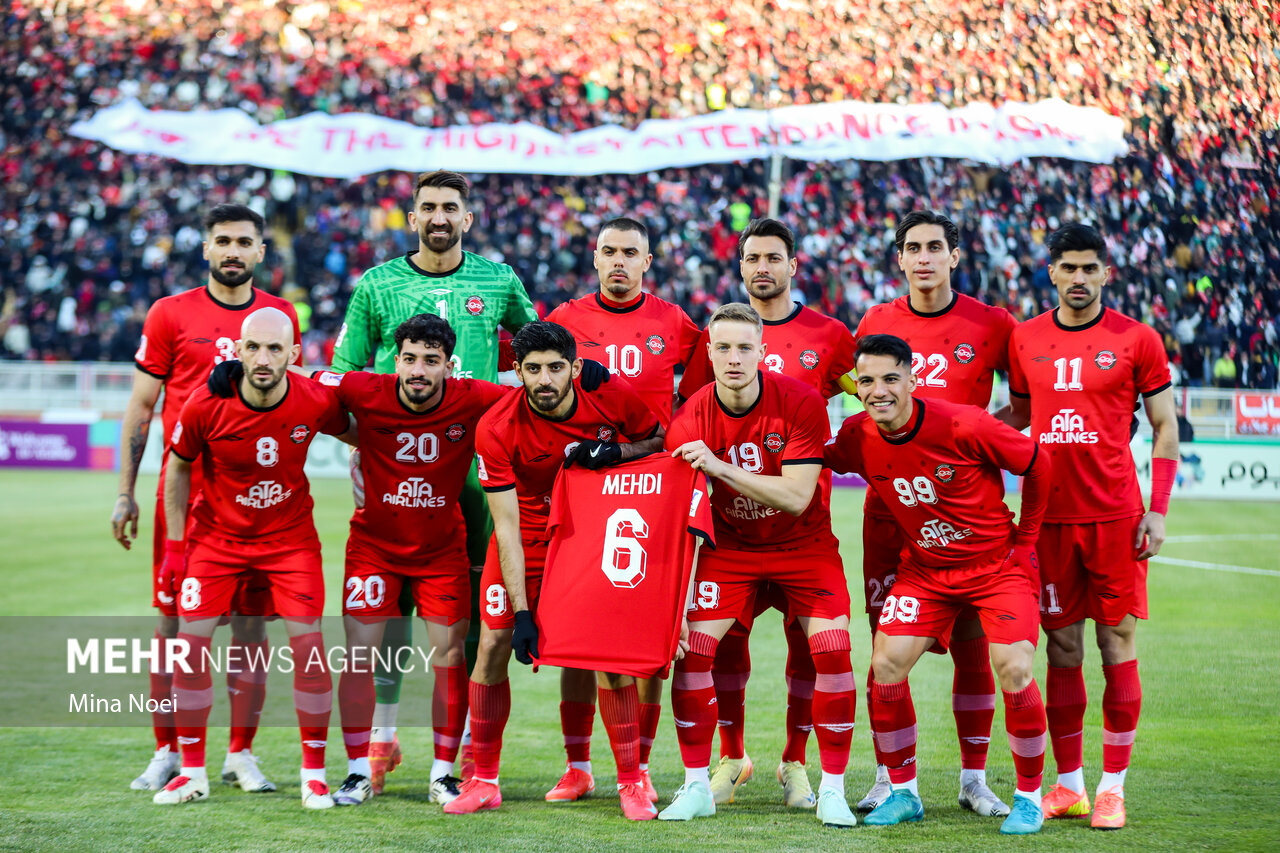 مُهر «ناپاکی» فدراسیون فوتبال بر قهرمانی تراکتور/ خداداد ضد تبریزیها مُهر «ناپاکی» فدراسیون فوتبال بر قهرمانی تراکتور/ خداداد ضد تبریزیها