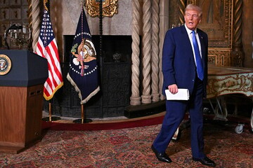 Trump vows tariffs on autos, pharmaceuticals, semiconductors