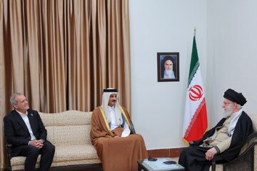 Ayatollah Khamenei - Qatari Emir, Sheikh Tamim bin Hamad Al Thani