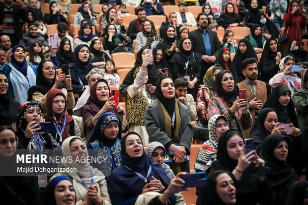 آیین پایانی بیست و ششمین جشنواره بین‌المللی قصه‌گویی