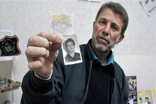 En Eski Filistinli mahkum 45 yıl sonra serbest bırakılıyor En Eski Filistinli mahkum 45 yıl sonra serbest bırakılıyor