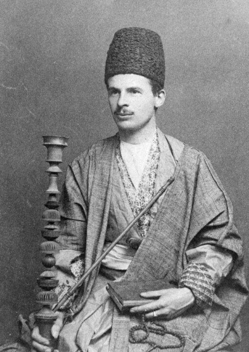 دلتنگی و حس غربت ادوارد براون هنگام خروج از ایران پسری که قرار بود مهندس شود اما عاشق ایران شد