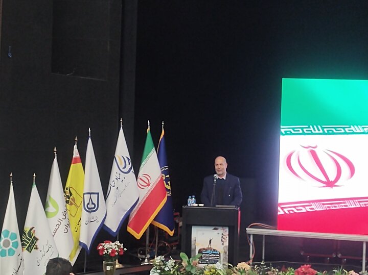 کار و تلاش نظام جمهوری اسلامی را در اقتدار نگه داشته است کار و تلاش نظام جمهوری اسلامی را در اقتدار نگه داشته است