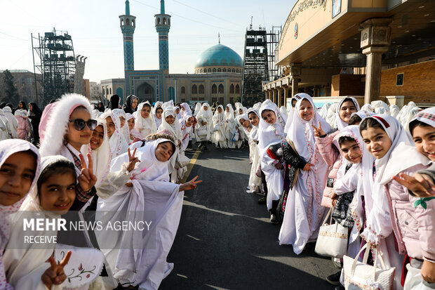 جشن تکلیف ۳۵۰۰ دختر شهر تهران