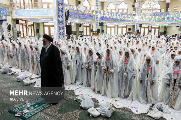 جشن تکلیف ۳۵۰۰ دختر شهر تهران