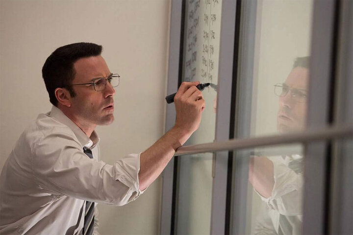 پخش فیلم سینمایی حسابدار با دوبله مرحوم منوچهر والیزاده در شبکه نمایش