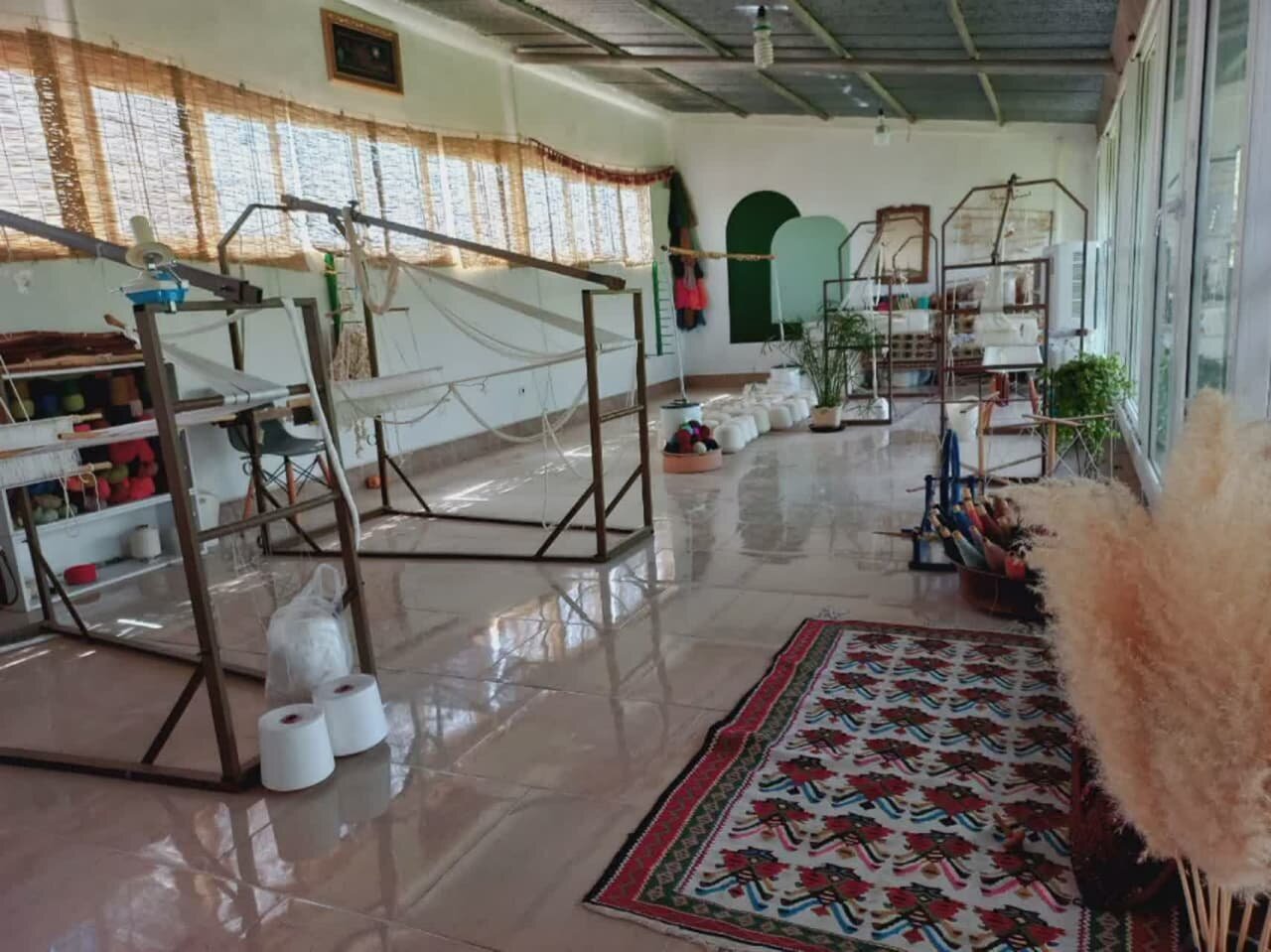 قالیبافی و دوتار؛ میراث زنان هنرمند تربت جام