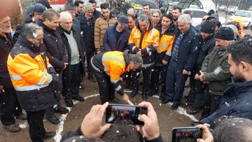 آغاز احداث تقاطع غیر همسطح کمربند جنوبی کقالق شهرستان اهر