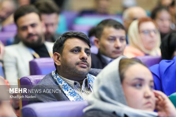 نخستین گردهمایی بین‌المللی ۱۰۰ تور اپراتور جهان در اصفهان