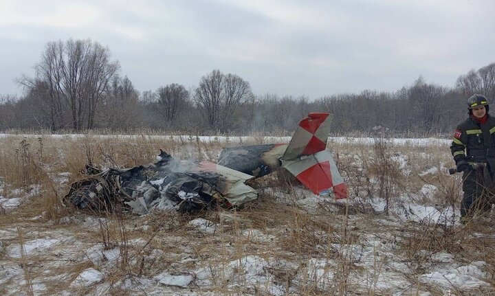 Rus uçağı düştü; 2 kişi öldü(+foto) Rus uçağı düştü; 2 kişi öldü(+foto)