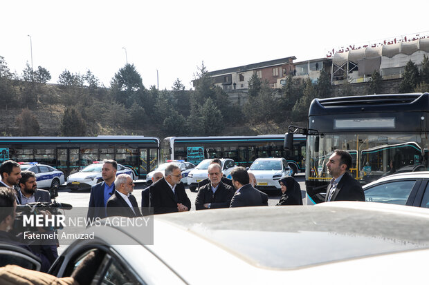 آیین رونمایی ناوگان جدید حمل و نقل برقی به شهر تهران