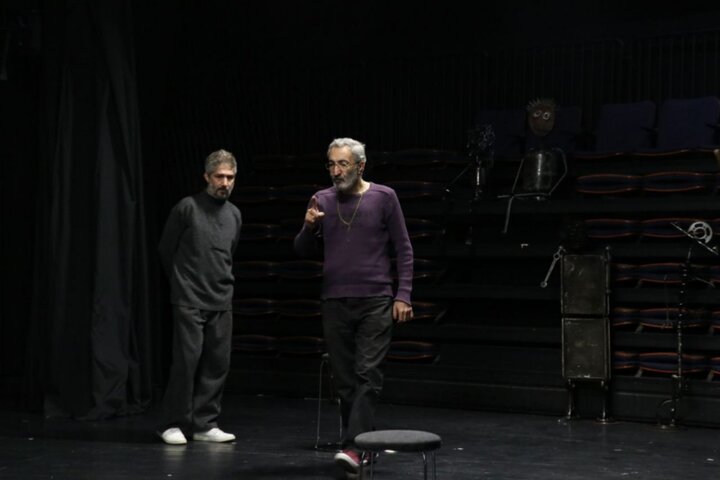 جلال تهرانی: به ضرر و زیان مالی در تئاتر عادت کردهام