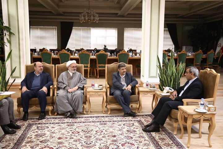 عقد تفاهمنامه همکاری میان استانداری خراسان رضوی و مرکز آمار ایران عقد تفاهمنامه همکاری میان استانداری خراسان رضوی و مرکز آمار ایران