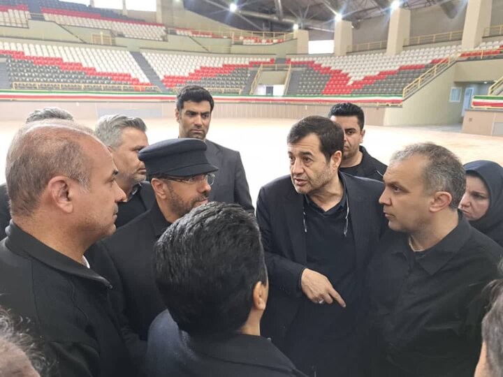 پاسخگو نبودن وزیر ورزش و جوانان به خبرنگاران شیرازی پاسخگو نبودن وزیر ورزش و جوانان به خبرنگاران شیرازی