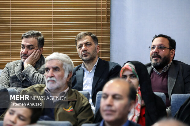 دومین نشست شورای مرکزی حزب نسل نو