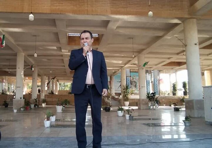 مربیان پرورشی سربازان خط مقدم تعلیم و تربیت هستند