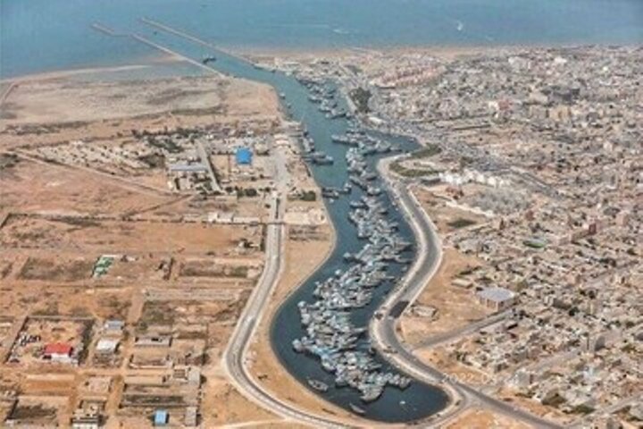 توسعه زیرساختهای بندری گناوه نویدبخش آینده روشن در زندگی ساحل نشینان