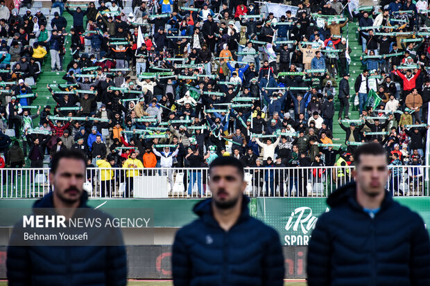 لیگ برتر فوتبال - آلومینیوم و پرسپولیس