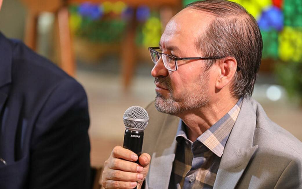 شاعران فارسیزبان تحریمها علیه بیماران پروانهای را محکوم کردند