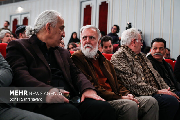 از درگذشت یک نگارگر و دبیری مجدد کلهرنیا تا کتاب آغداشلو که رونمایی شد