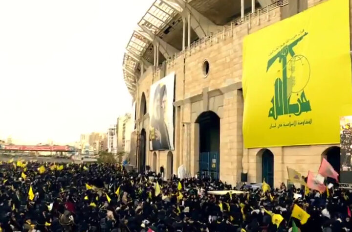 حضور هیئتی از سوی آیت الله سبحانی در مراسم تشییع پیکر شهید نصرالله حضور هیئتی از سوی آیت الله سبحانی در مراسم تشییع پیکر شهید نصرالله