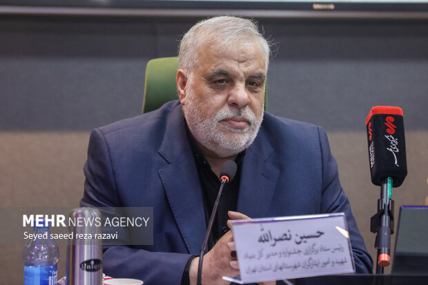 دبیر جشنواره ایثار: تئاتریها غواصان عمق عواطف هستند