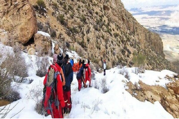 سه پایگاه امداد و نجات «گرمه» آماده امداد رسانی به مسافرین نوروزی سه پایگاه امداد و نجات «گرمه» آماده امداد رسانی به مسافرین نوروزی