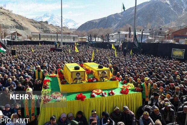 شہید حسن نصراللہ اور شہید صفی الدین کی تدفین کی مناسبت سے کارگل میں تعزیتی جلوس