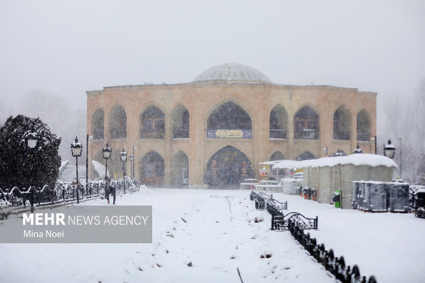 بارش شدید برف در تبریز