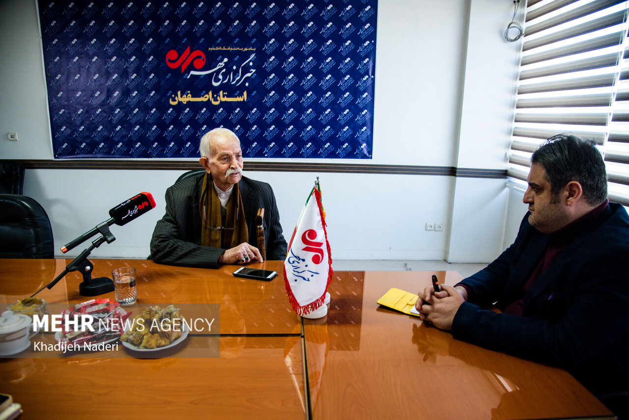 مردی که ۳۳ پل را با یک قلم نجات داد