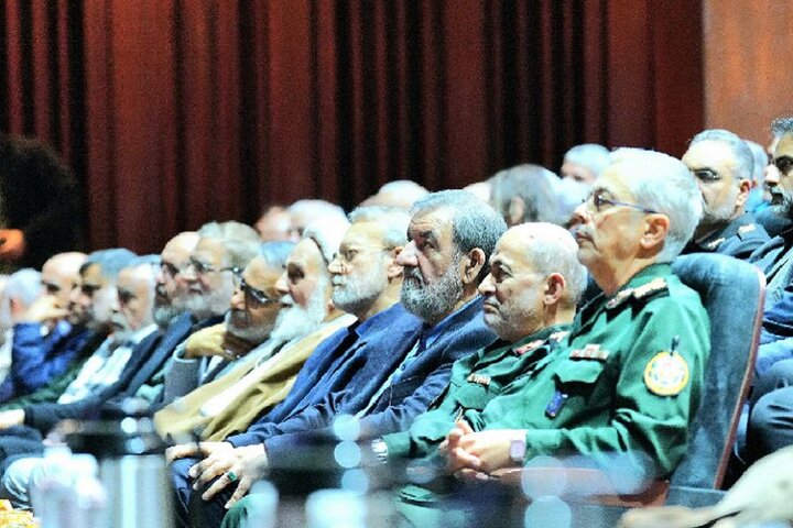 روایت علی لاریجانی از نقش رفیقدوست در گسترش صنعت موشکی روایت علی لاریجانی از نقش رفیقدوست در گسترش صنعت موشکی