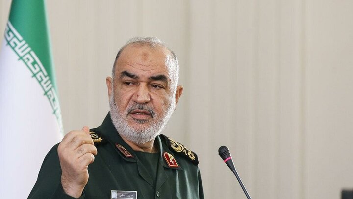 سردار سلامی: پاسخ ما به تهدید دشمن محکم و کوبنده است سردار سلامی: پاسخ ما به تهدید دشمن محکم و کوبنده است