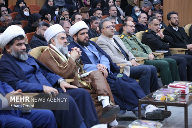 مراسم یادواره ۵۶۲ زن شهیده استان کردستان