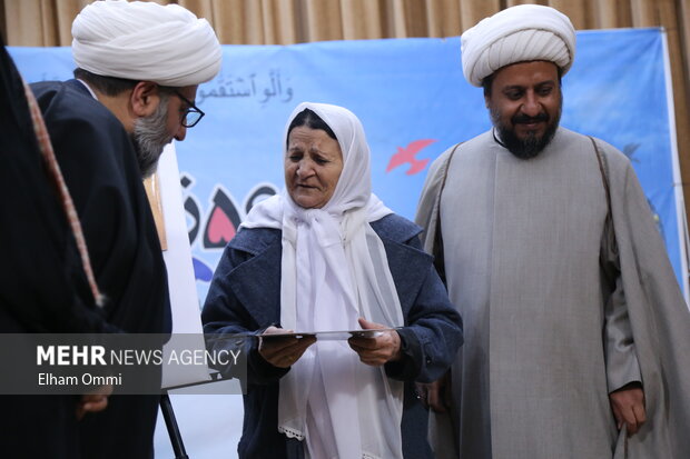 مراسم یادواره ۵۶۲ زن شهیده استان کردستان