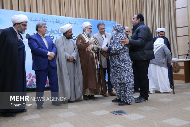مراسم یادواره ۵۶۲ زن شهیده استان کردستان
