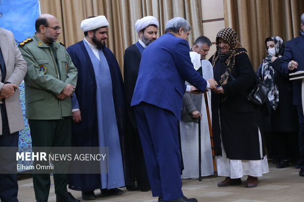 مراسم یادواره ۵۶۲ زن شهیده استان کردستان