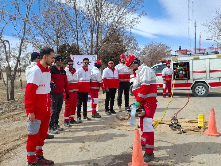 حضور هلالاحمر در محورهای مواصلاتی لرستان؛ دورههای بازآموزی برگزار شد