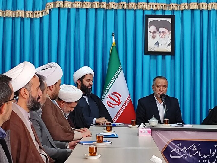 تقویت کمیته فضای مجازی تا اولویت بخشی فعالیتهای قرآنی بین دانش آموزان تقویت کمیته فضای مجازی تا اولویت بخشی فعالیتهای قرآنی بین دانش آموزان