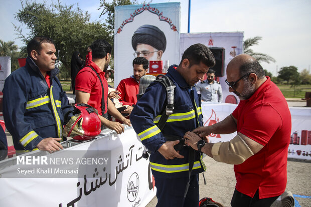 مسابقات آتش نشانی استان خوزستان