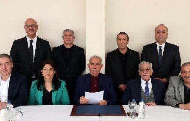 Öcalan'ın çağrısına PKK'dan yeni yanıt Öcalan'ın çağrısına PKK'dan yeni yanıt