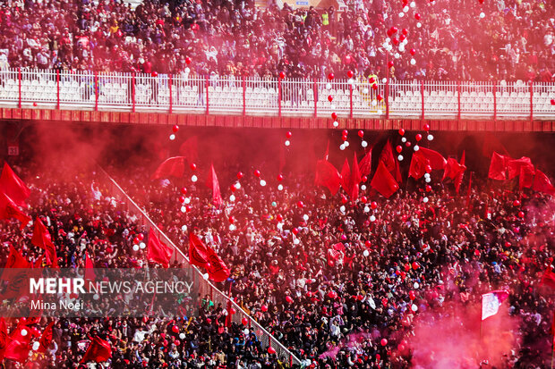 رنگ صدر همچنان قرمز برای تبریز ماند؛ تراکتور جام می خواهد