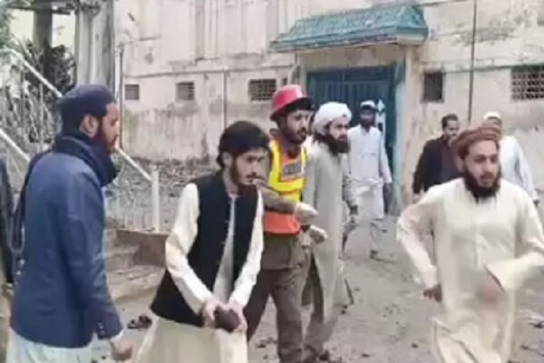 انفجار بمب حین اقامه نماز جمعه در پاکستان با ۵ جانباخته و ۲۰ زخمی