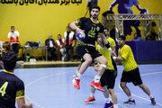 هفته نهم رقابت های لیگ برتر هندبال صدرنشینی تیم کرمان پایان یافت
