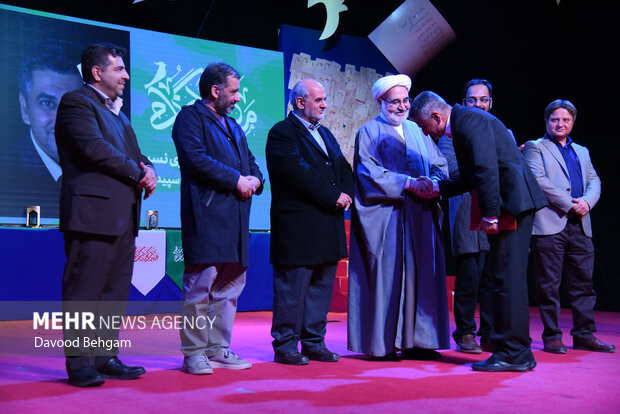 پنجمین کنگره شعر «مکتب گمنامی» در مشهد