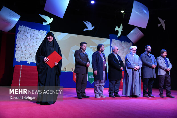 پنجمین کنگره شعر «مکتب گمنامی» در مشهد