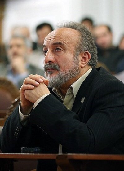 چه کسانی در کتابخانه مجلس قانونگذار ایران خدمت کردهاند؟