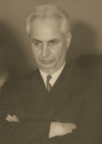 چه کسانی در کتابخانه مجلس قانونگذار ایران خدمت کردهاند؟